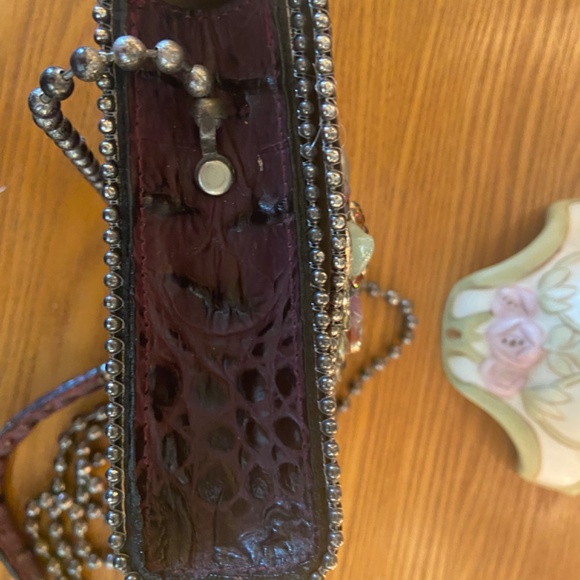 Lovely Leatherock Purple Croc Embossed Bag - Picture 2 of 13